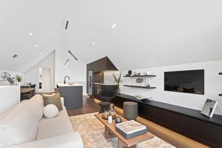 1B Creamer Avenue, Belmont - Photo 2