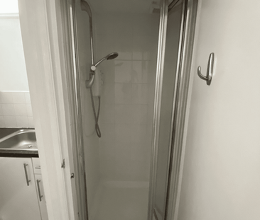 Studio to rent - Photo 6