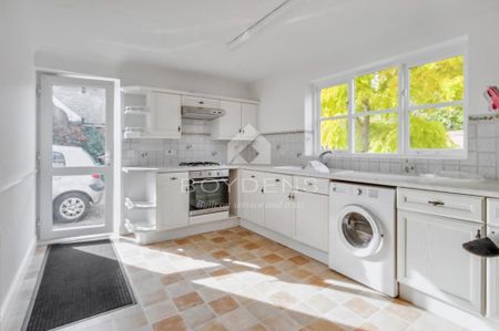 2 bedroom bungalow to rent - Photo 3