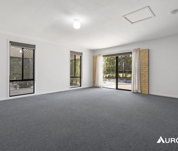 SPACIOUS HOME IN HANDY LOCATION!!! - Photo 5