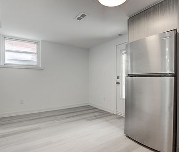 For Lease - 56 Bicknell Avenue Unit# Lower, Toronto, Ontario - Photo 1