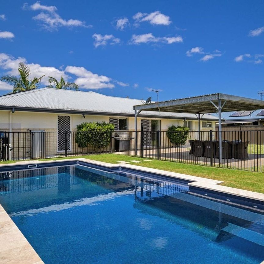 Renovated Family Home with Pool&excl; - Photo 1