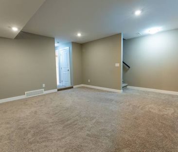 1111 Kolynchuk Link - 3 Bedroom Townhouse - Photo 4