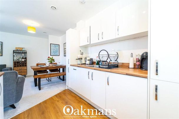 2 bedroom apartment to rent - Photo 1