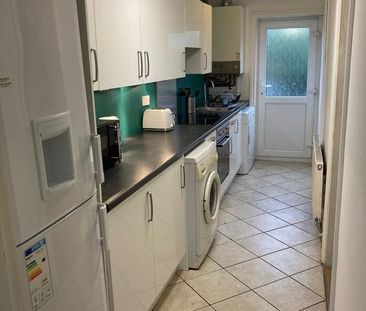 Room in a Shared House, Chedworth Rd, BS7 - Photo 6