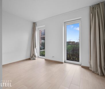 Energiezuinig gelijkvloers appartement met 2 slpkrs, garage en tuin! - Foto 6