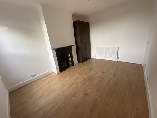 Penn Road, Wolverhampton, WV4 - Photo 1