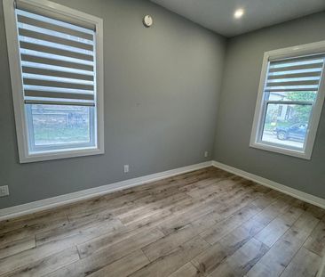 For Lease - 25 GLENELG Street, Kawartha Lakes, Ontario - Photo 5