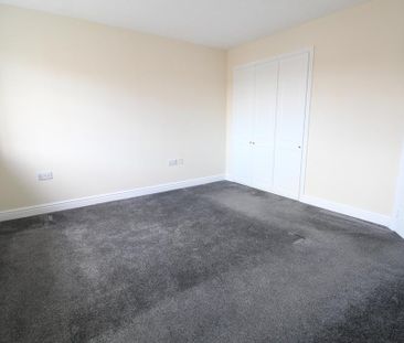 3 bedroom detached house to rent - Photo 2