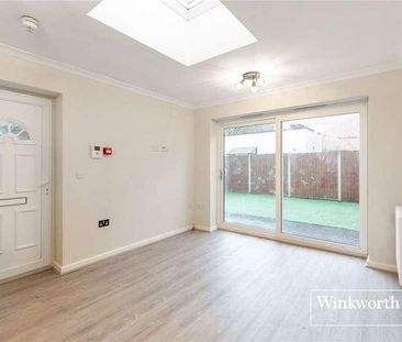 Ballards Lane, London, N3 - Photo 5