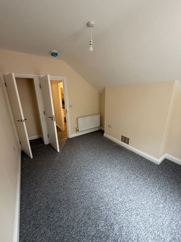 3 Bed Flat, Woodland Road, BS8 - Photo 4