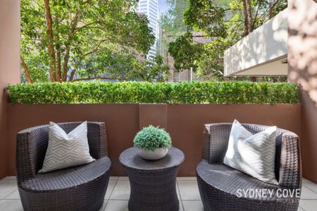 BEAUTIFULLY RENOVATED APARTMENT IN THE CENTRALLY LOCATED MILLENNIUM TOWER BUILDING | Unfurnished - Photo 2