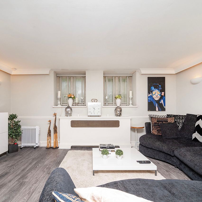 Editha Mansions, Edith Grove, London, SW10 - Photo 1