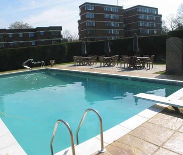 Riverside, Maidenhead, Berkshire, SL6 - Photo 4
