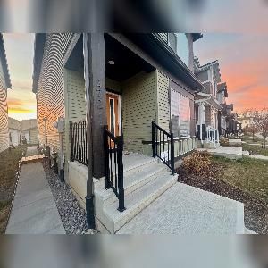 4 Bed 3 Bath Dbl Garage Home Edgemont Edmonton - Photo 5