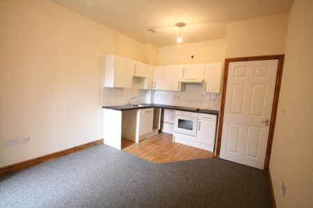 1 bedroom apartment to rent - Photo 4