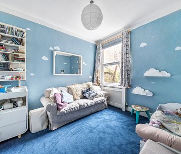 Shelbourne Road, N17, London - Photo 2