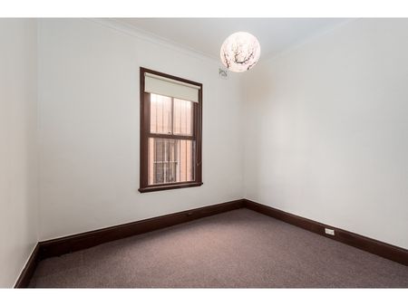 1/33 Palace St, Petersham NSW 2049 - House For Rent | Domain - Photo 2