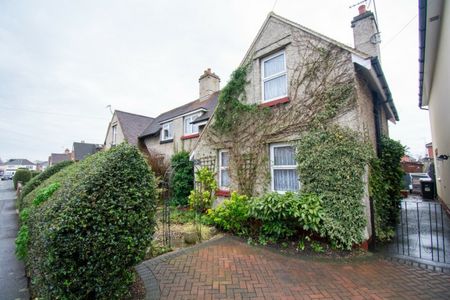 3 Bed house in great location - Moordown - Photo 3