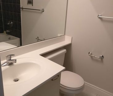 For Lease - 220 Burnhamthorpe Road Unit# 1709, Mississauga, Ontario - Photo 6