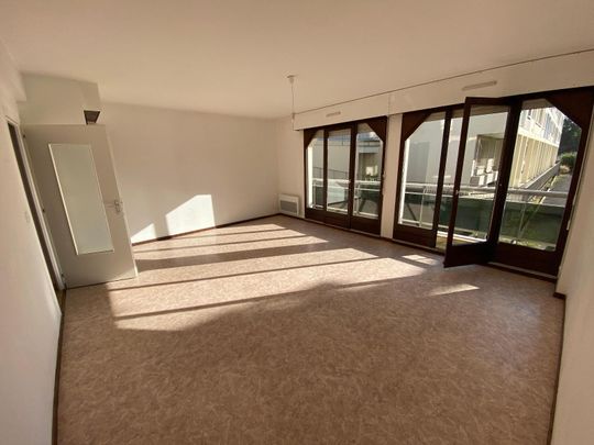 Location Appartement 3 pièces 68m² THONON LES BAINS 74200 - Photo 1