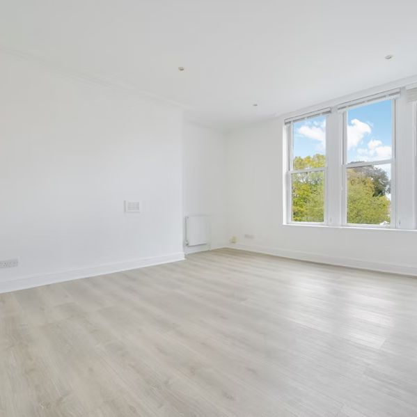 2 bedroom apartment - Photo 1