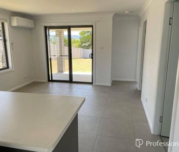 2 Bedroom modern duplex HILLVUE - Photo 3