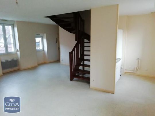 Location Appartement 3 pièces 62m² ST AMAND MONTROND 18200 - Photo 1