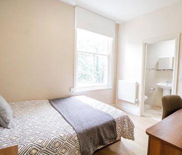 Studio to rent - Photo 2