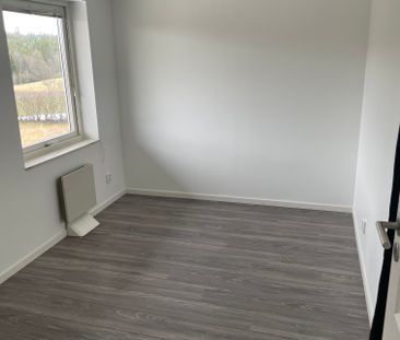 Vänga lyckor, Fristadö - Foto 2
