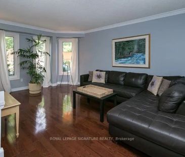 Detached Home For Lease | N9061837 - Photo 3
