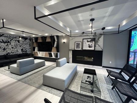 For Lease - 2 Augusta Avenue, Toronto, Ontario - Photo 4