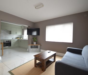 1 bedroom Property to rent - Photo 1