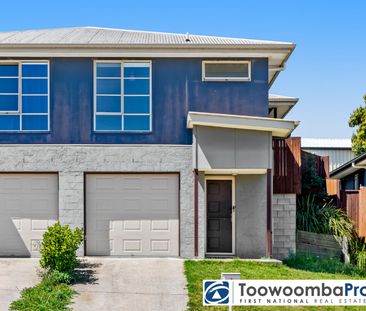 This upscale townhouse features open-concept living at its finest w... - Photo 6