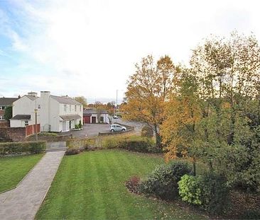 Ashfield Apartment, Rainhill, L35 - Photo 2