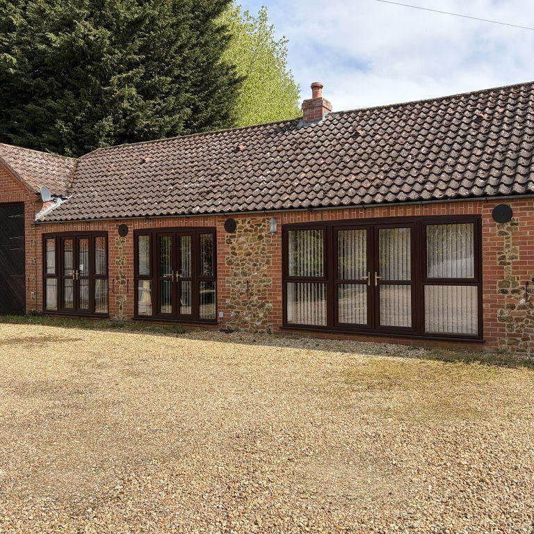 1 bedroom bungalow to rent - Photo 2