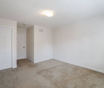 For Lease - 130 Orchardcroft Road, Oakville, Ontario - Photo 2