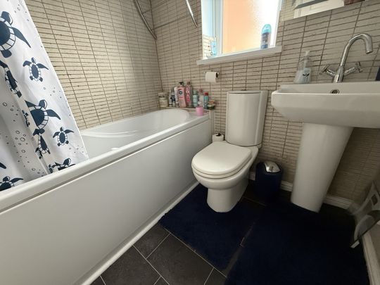 2 bedroom semi-detached house to rent - Photo 1