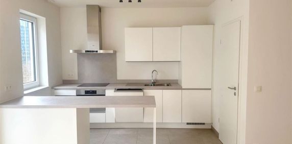 Appartement te huur in Brussel voor € 1.250 met 2 slaapkamers - Photo 2
