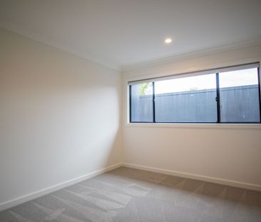 Home For Rent - Photo 6