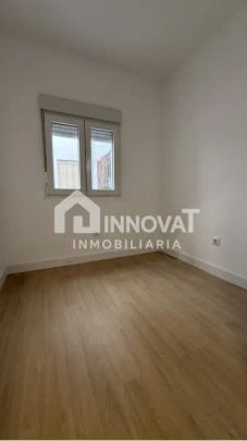 Piso en alquiler en Calle de San Vicente - Photo 1