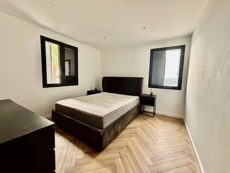 NICE OUEST - MAISON 3 PIECES MEUBLE- PARKINGS - Photo 4