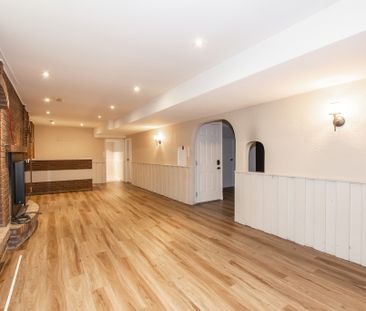 All Inclusive Spacious Bachelor Unit For Rent!! - Photo 5