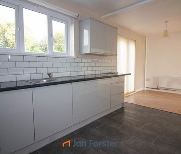 3 Bedroom House - Photo 5