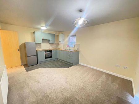 2 bedroom flat to rent - Photo 5