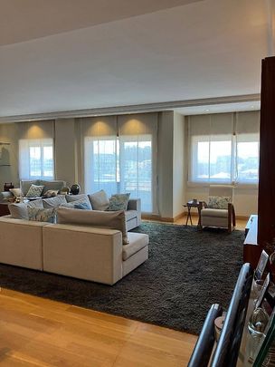 Apartamento T4 em Porto - Foto 1