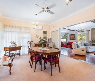 Charming and convenient! - Photo 1