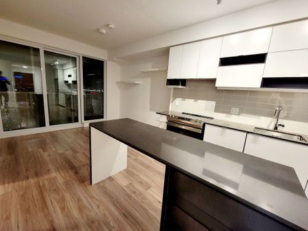 For Lease - 4065 Confederation Parkway Unit# 4205, Mississauga, Ontario - Photo 4