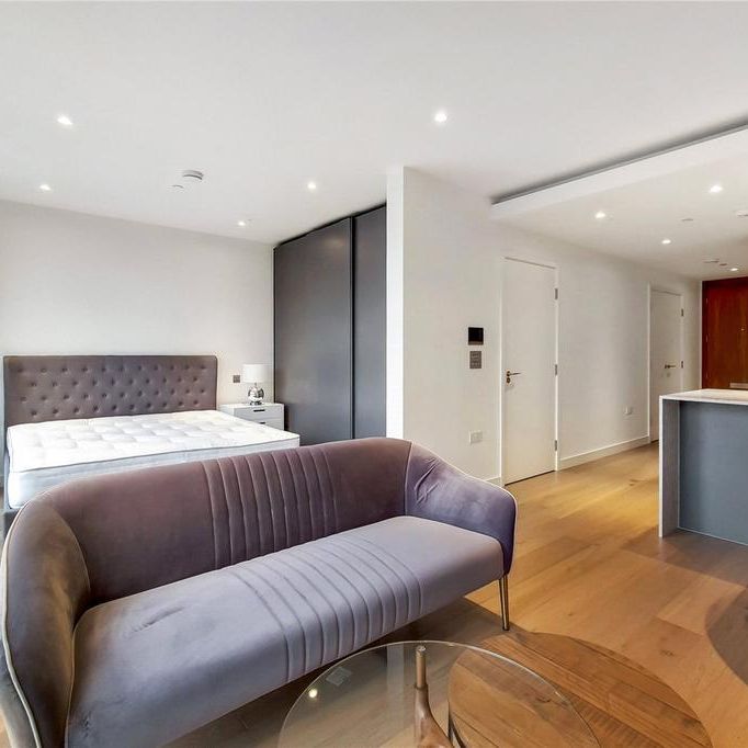 Studio to rent - Photo 1