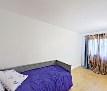 Location Appartement 4 pièces 82m² - Photo 3